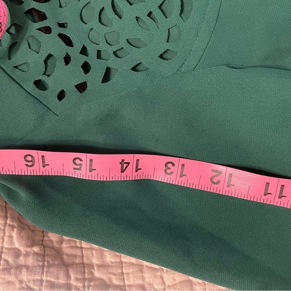 Anthropologie HD in Paris Cutout 3/4 Sleeve Blouse Green Women’s Size 0 - Picture 10 of 10